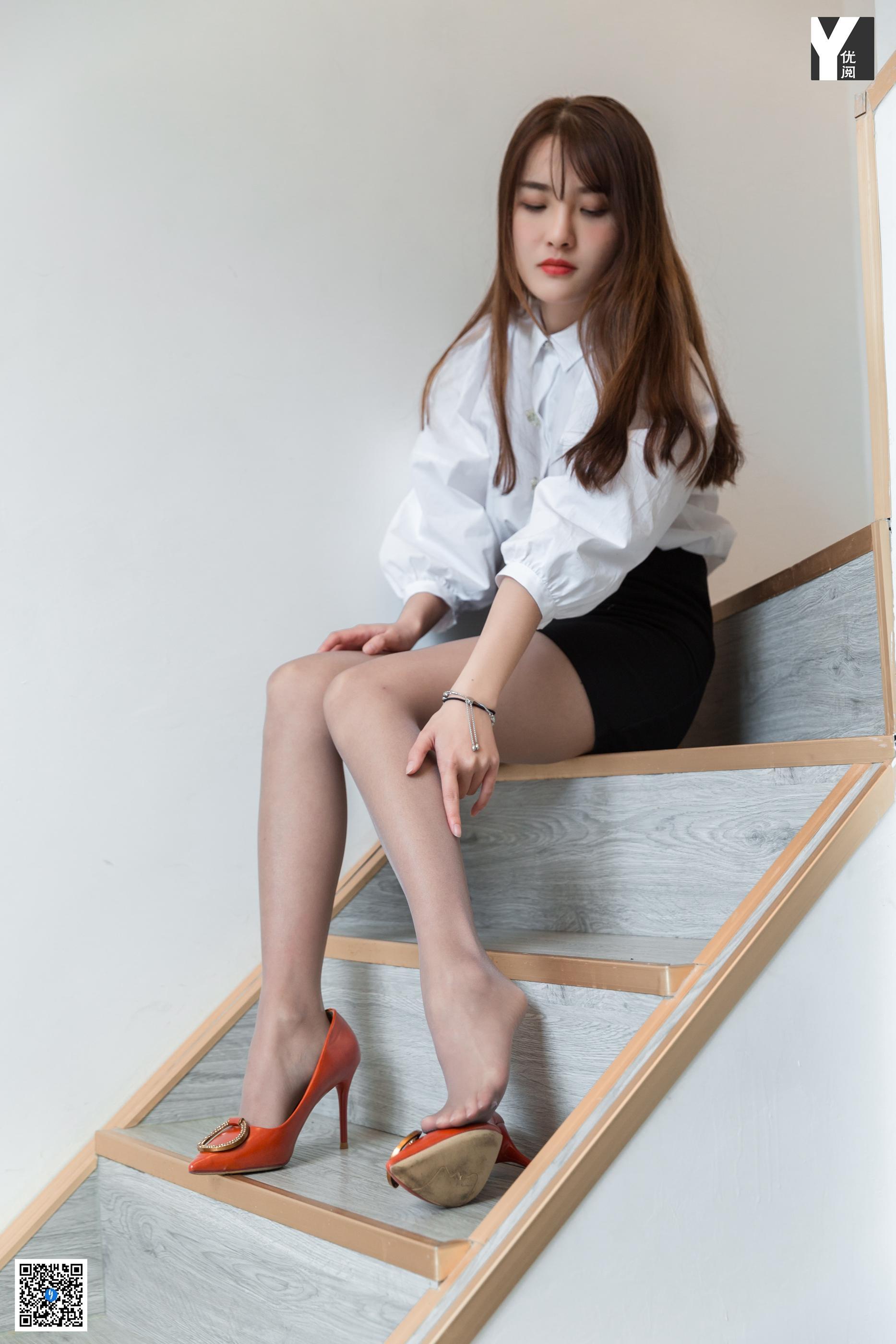 IESS异思趣向 - 模特：婉萍《泡泡袖也性感》